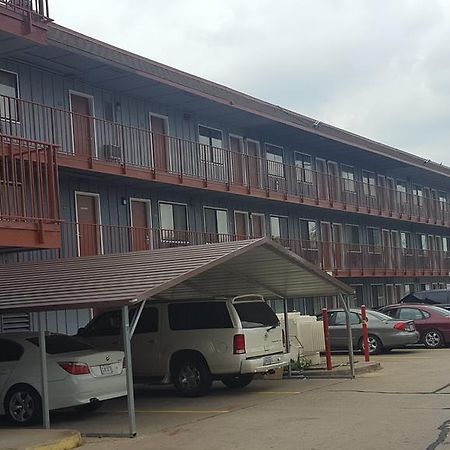 شارونفيل Travel Inn المظهر الخارجي الصورة