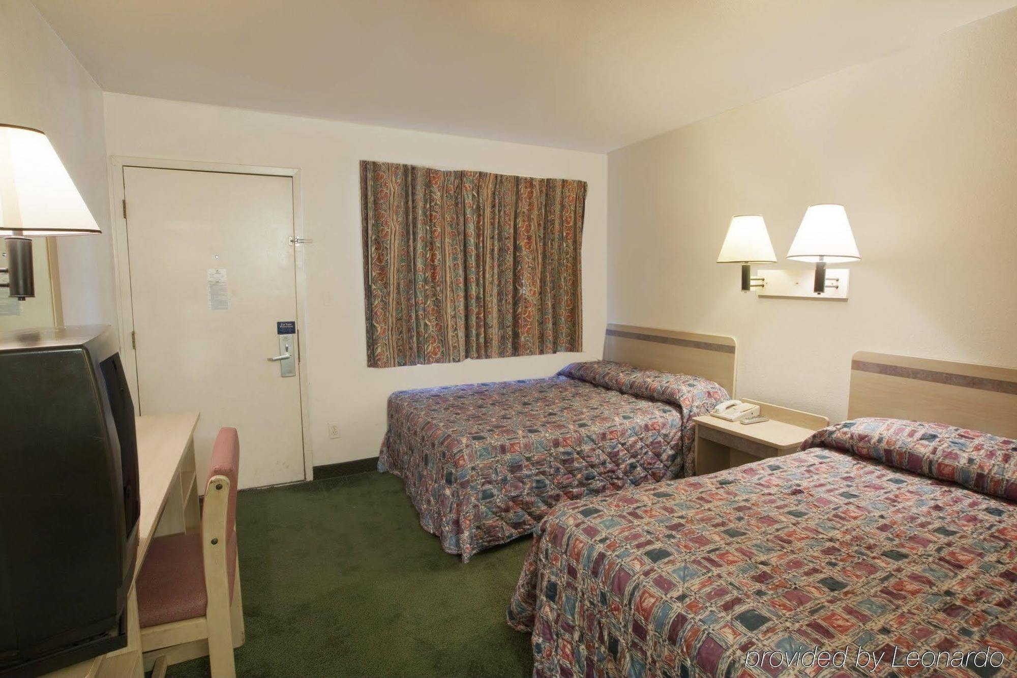 شارونفيل Travel Inn الغرفة الصورة